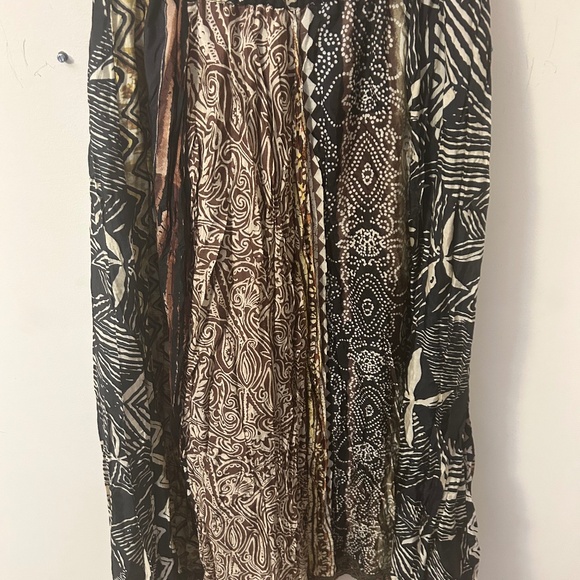 Chico's Silk broom stick lined skirt, size 2 or Large - Picture 2 of 5